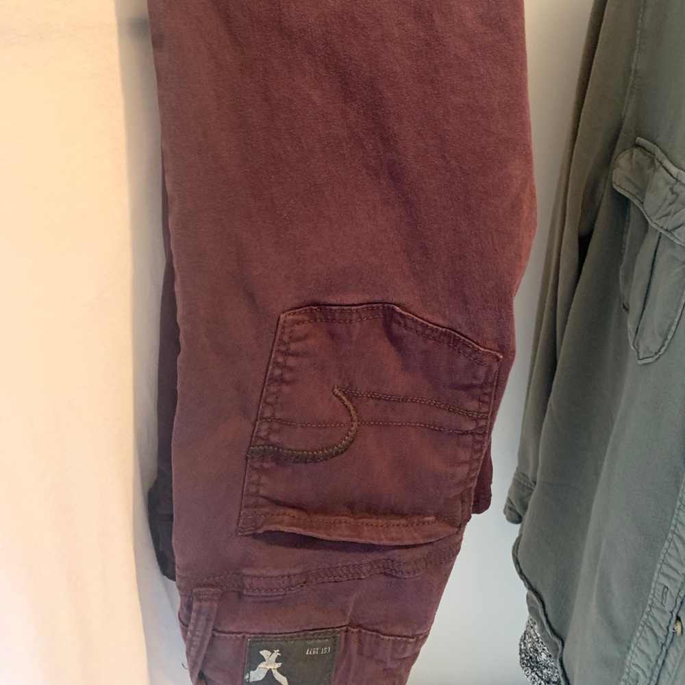 American eagle maroon jegging pant